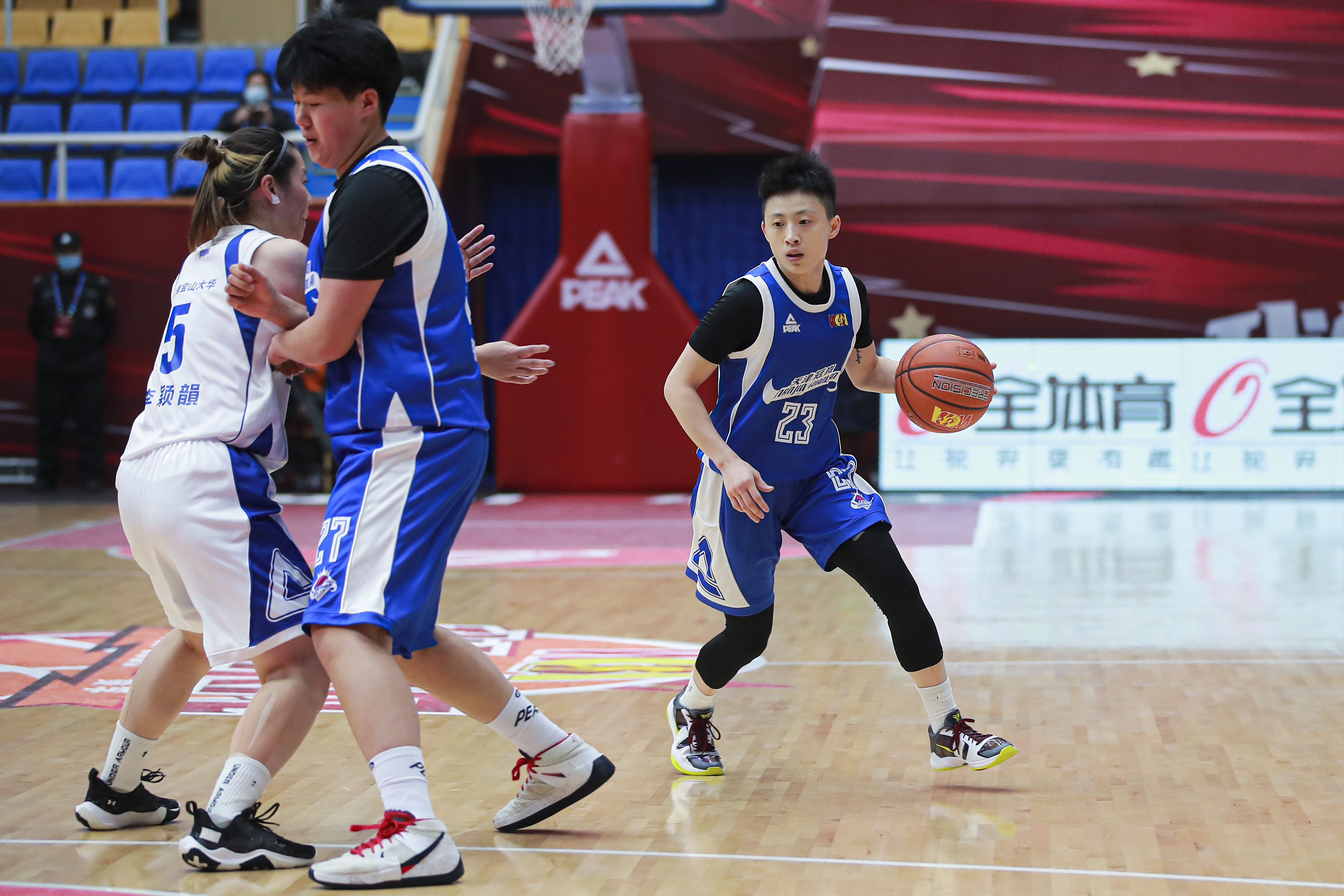 江苏东亚战胜对手，大步逼近冠军争夺权的简单介绍